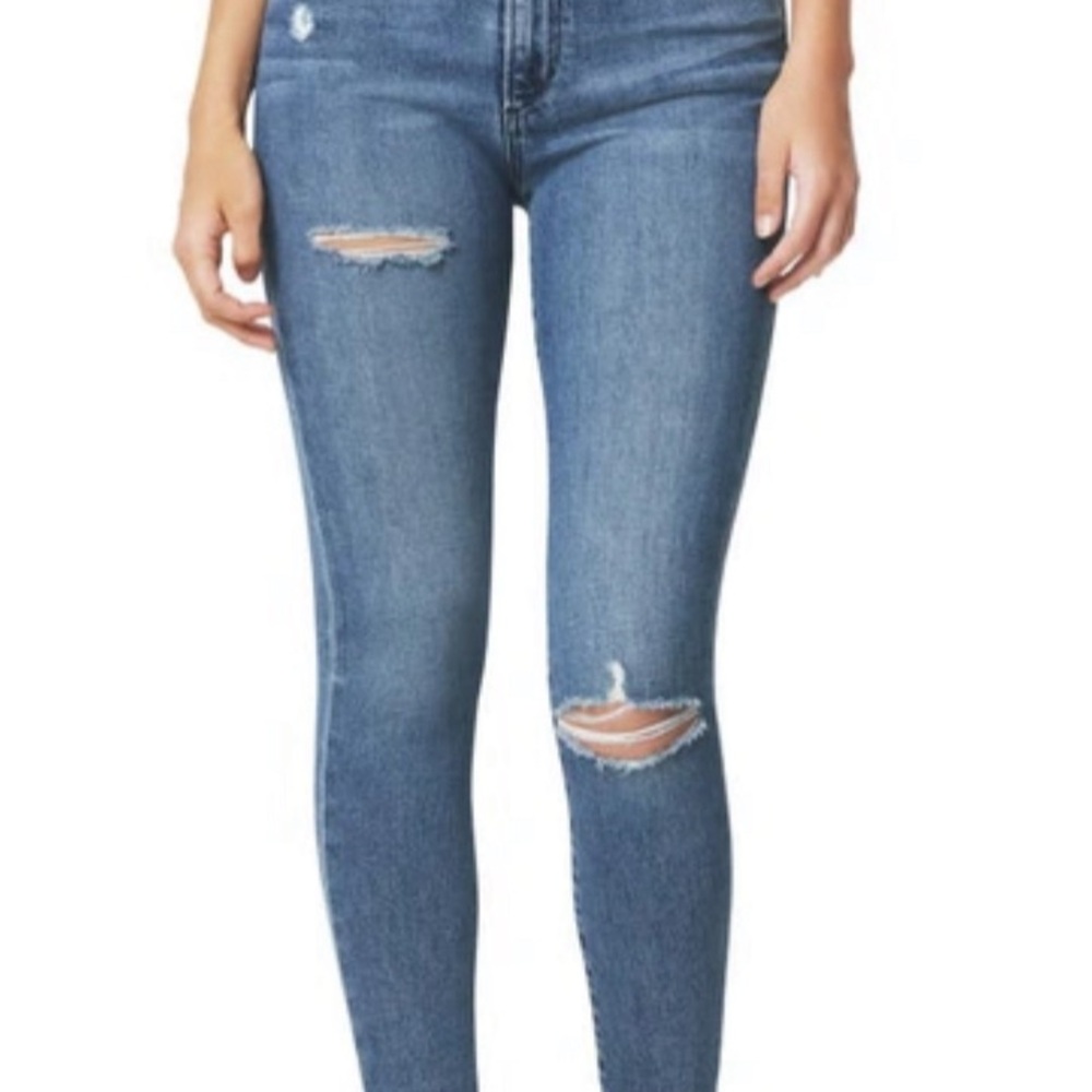 !!NWT!! JOE’s THE CHARLIE RIPPED HIGH WAIST RAW HEM CROP SKINNY JEANS